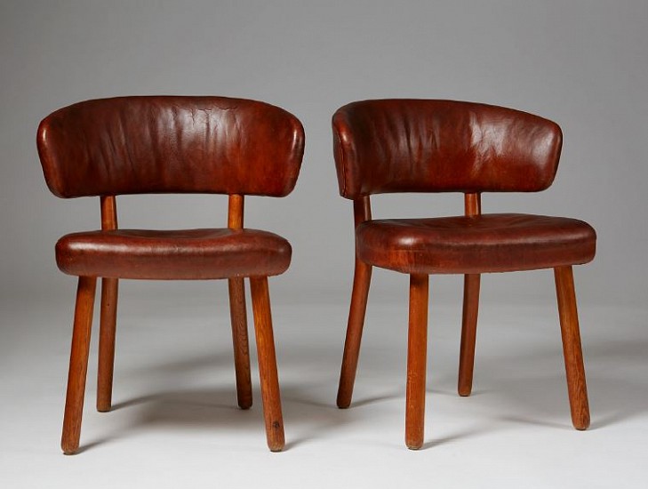 Hans-Christian Hansen, Pair of Rare Chairs
1936, ash wood and buffalo leather