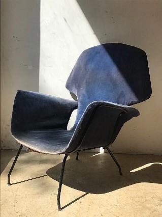 Carlo Hauner, Pair of Andorinha (Swallow) Chairs
1950s, iron